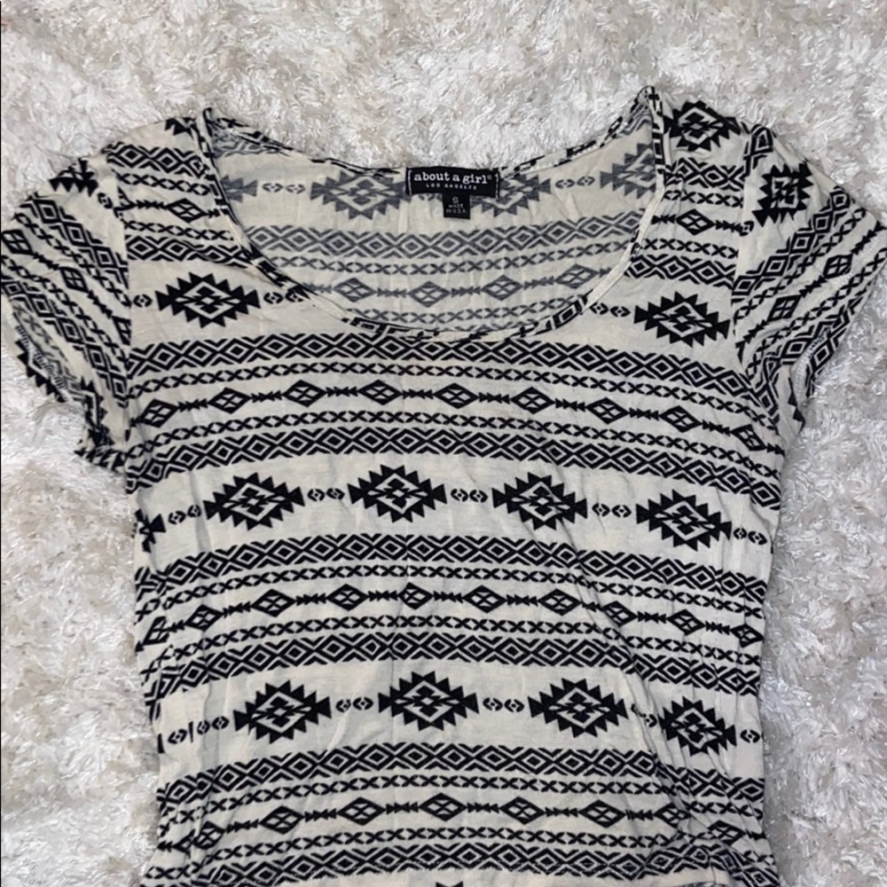 Short sleeve / crop top